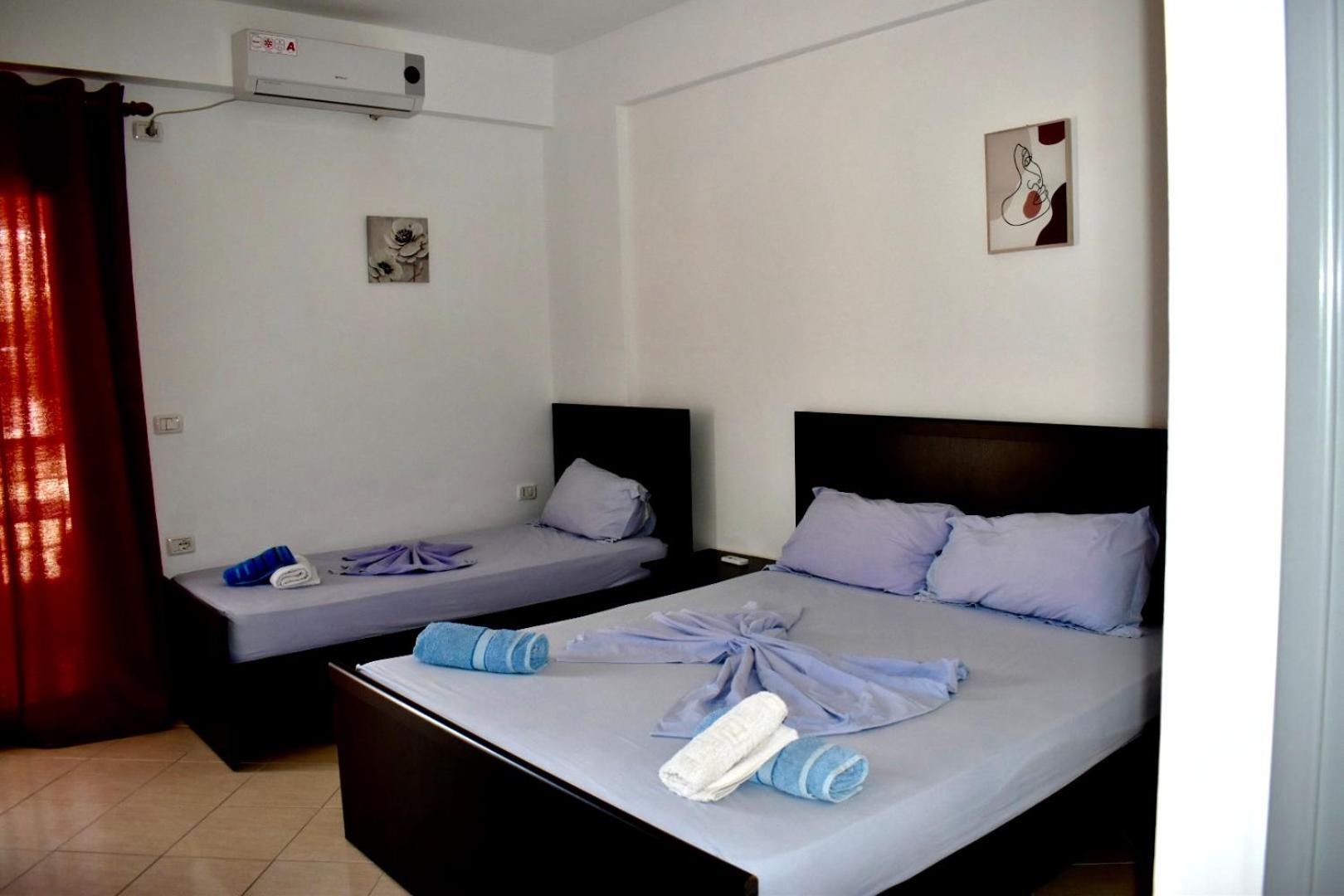 Vila Llaka Himare Exterior photo